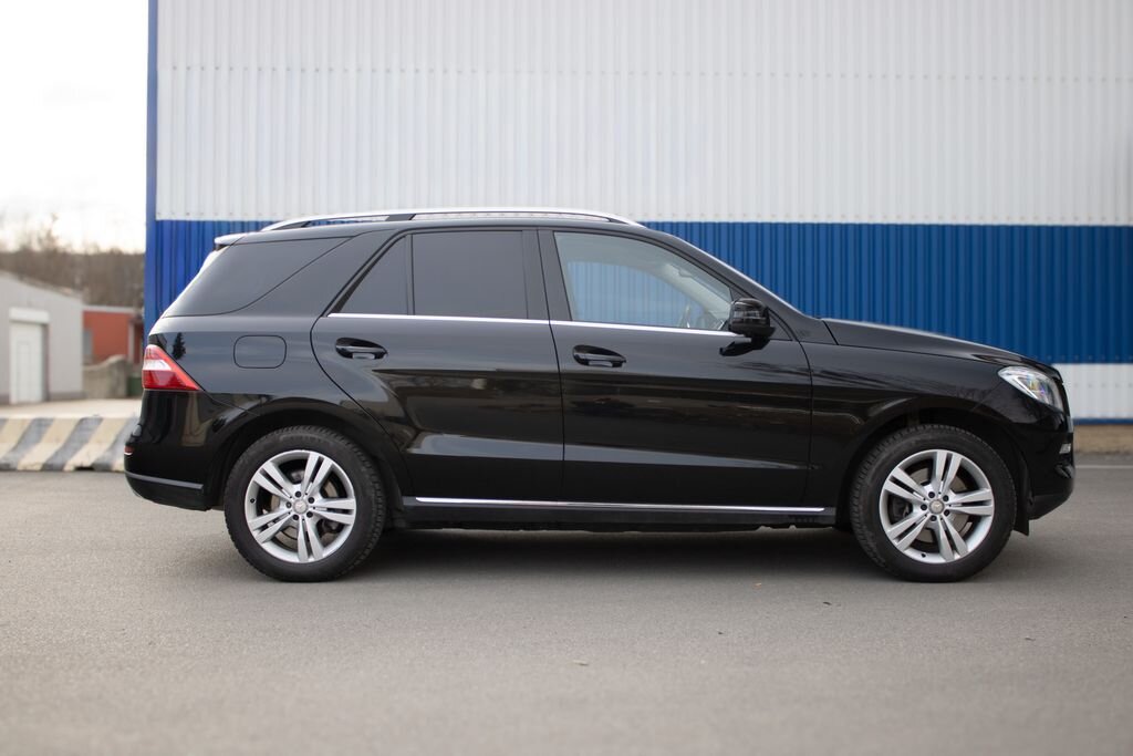 Mercedes-Benz Třídy M SUV / Terénní 3,5 l 225 kw