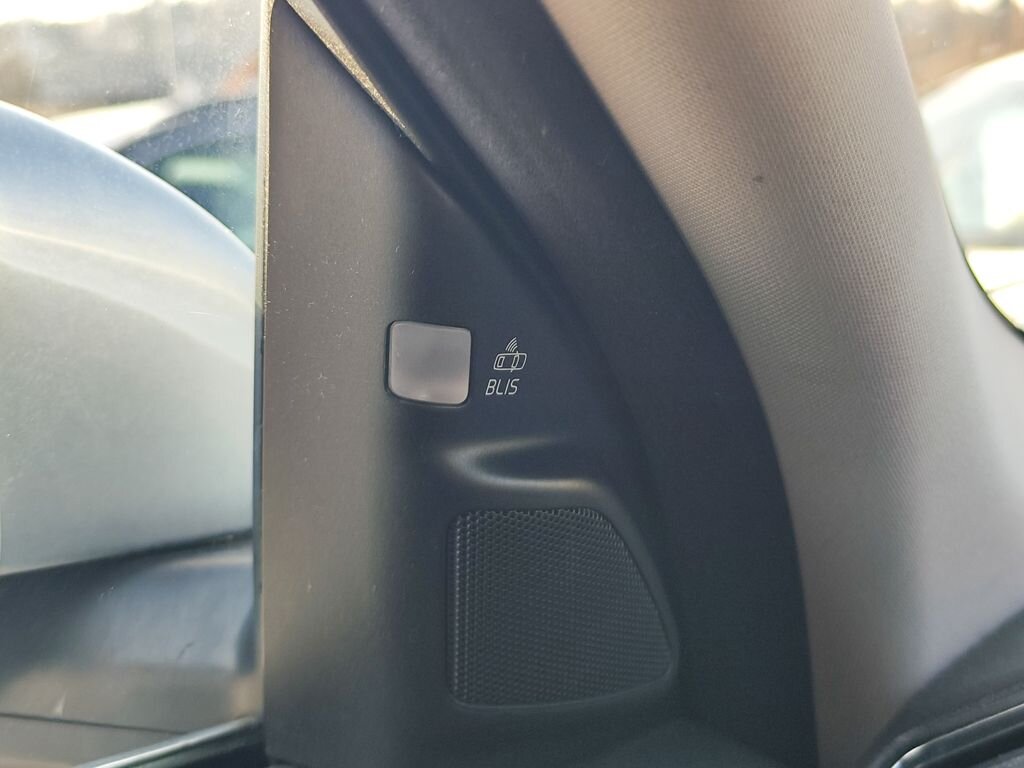 Volvo XC70 Kombi 2,4 l 151 kw