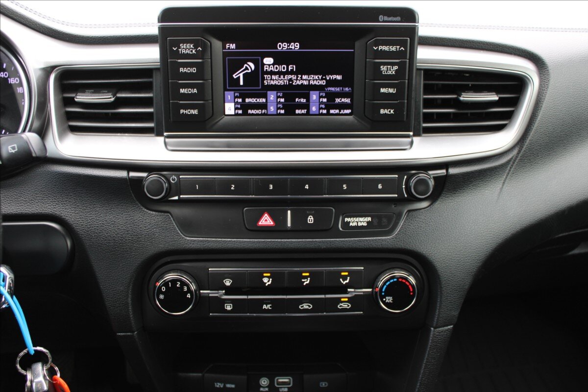 KIA Ceed Hatchback 1,4 l 73 kw