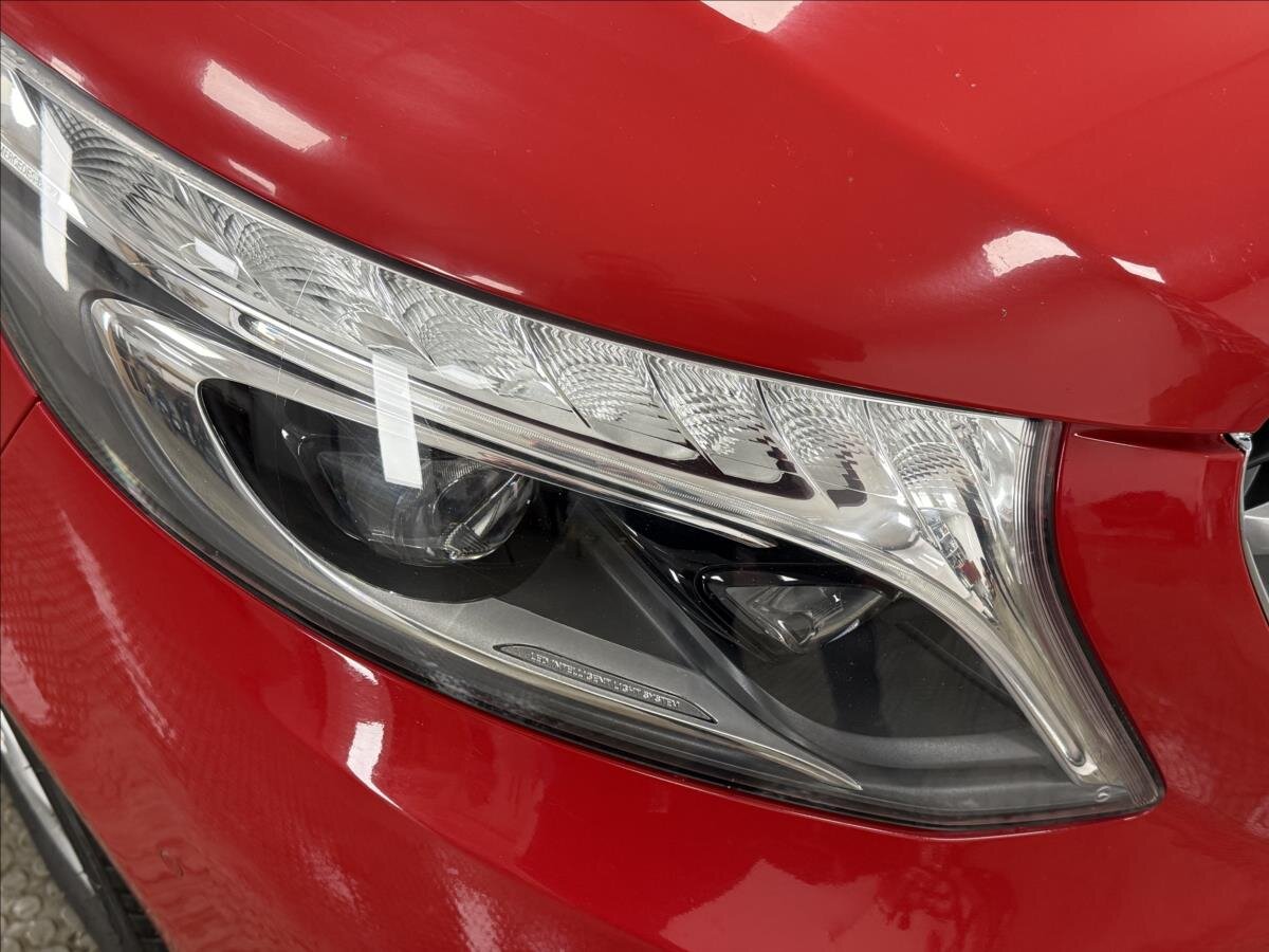 Mercedes-Benz Třídy V MPV 2,1 l 140 kw