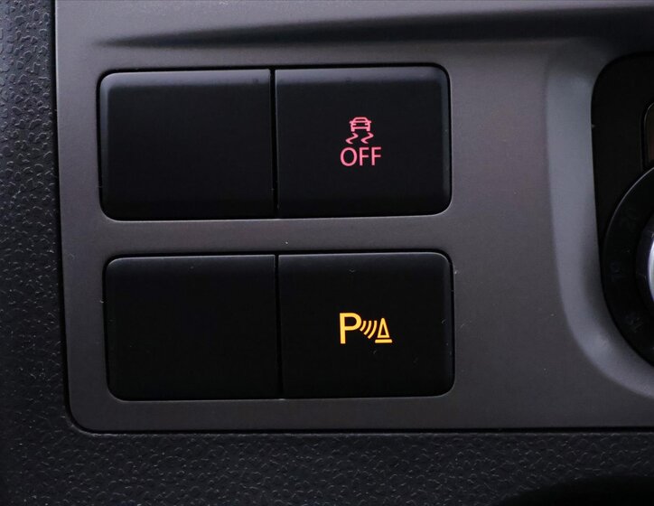 Volkswagen Caravelle 23