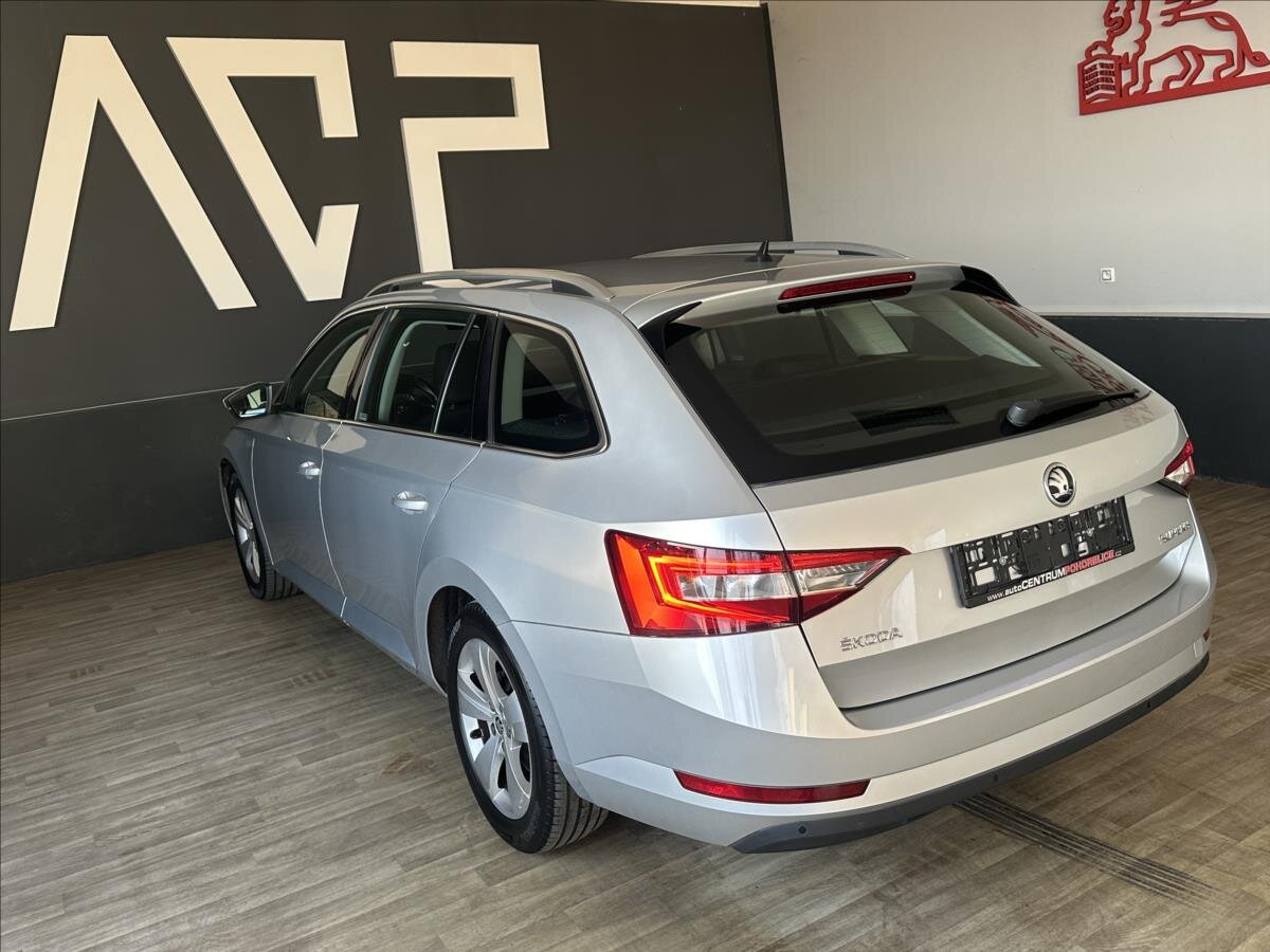 Škoda Superb Kombi 2,0 l 110 kw