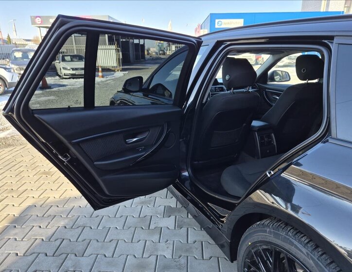 BMW Řada 3 Kombi 2,0 l 140 kw