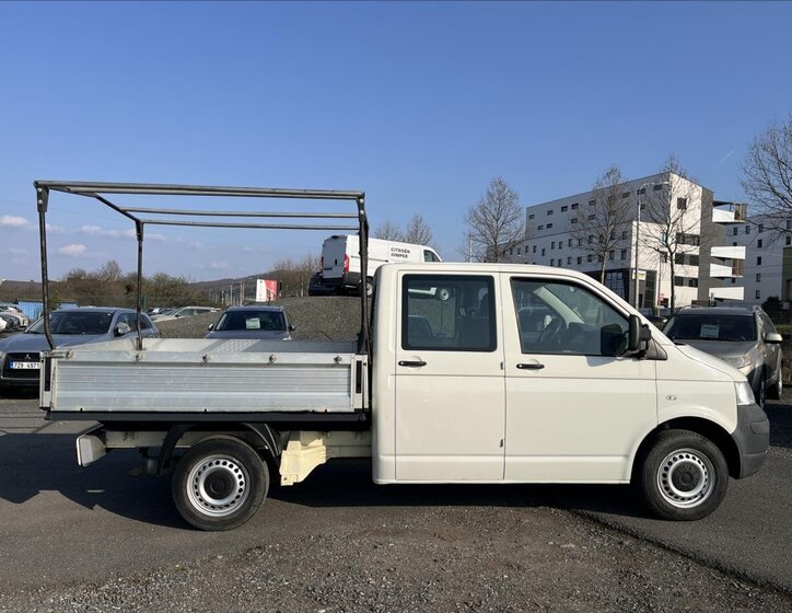 Volkswagen Transporter Valník 2,5 l 96 kw