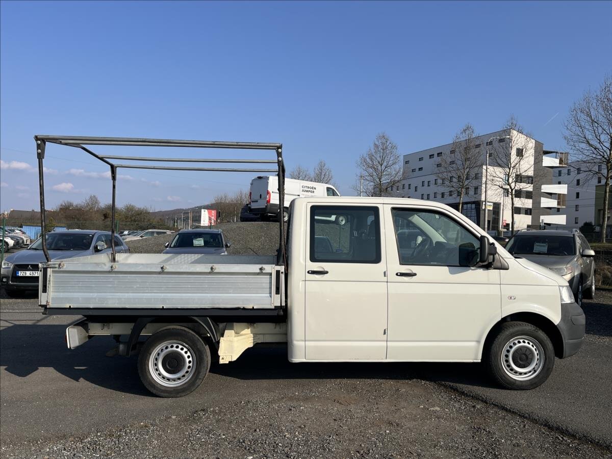 Volkswagen Transporter Valník 2,5 l 96 kw