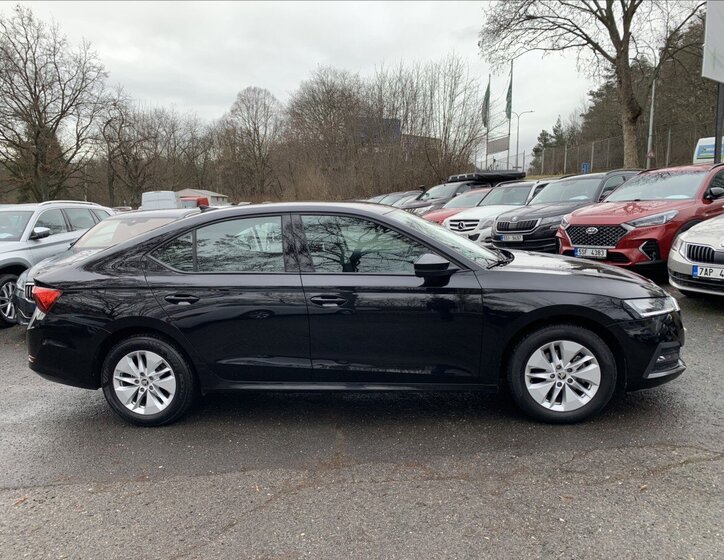 Škoda Octavia Sedan 999,0 81 kw