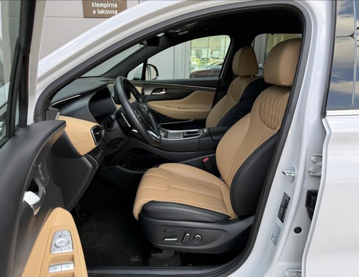 Hyundai Santa Fe SUV / Terénní 2,2 l 142 kw