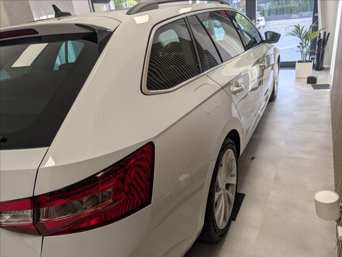 Škoda Superb Kombi 2,0 l 110 kw