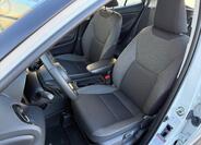 Toyota Yaris Cross 8