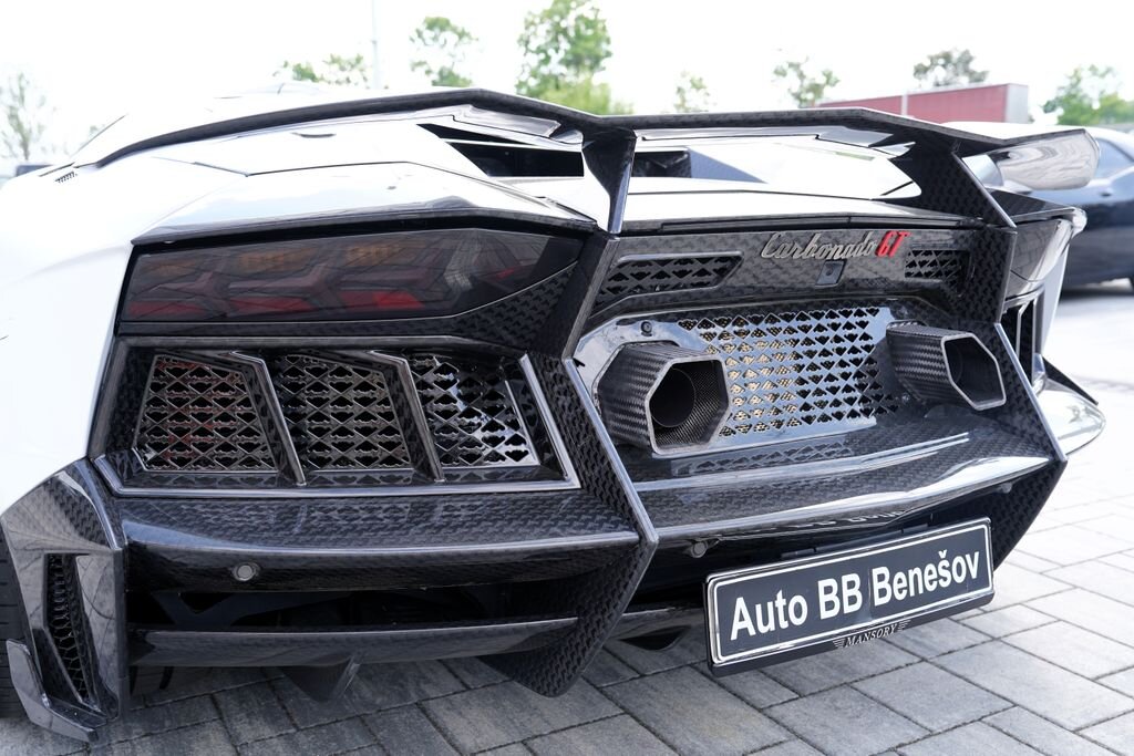 Lamborghini Aventador Kupé 6,5 l 1190 kw