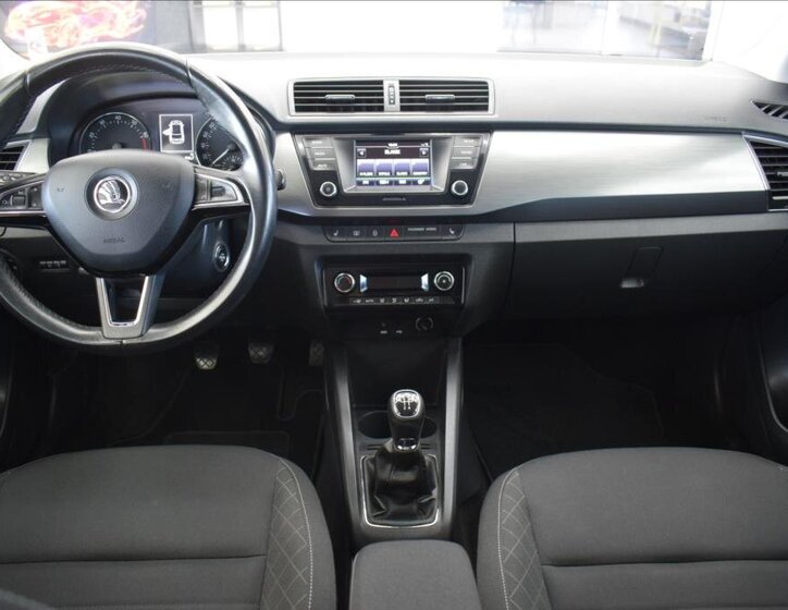 Škoda Fabia 15