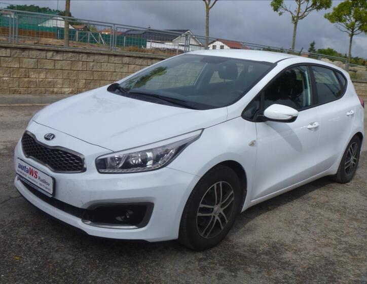 KIA Ceed 1
