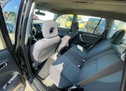 Toyota RAV4 SUV / Terénní 2,0 l 85 kw