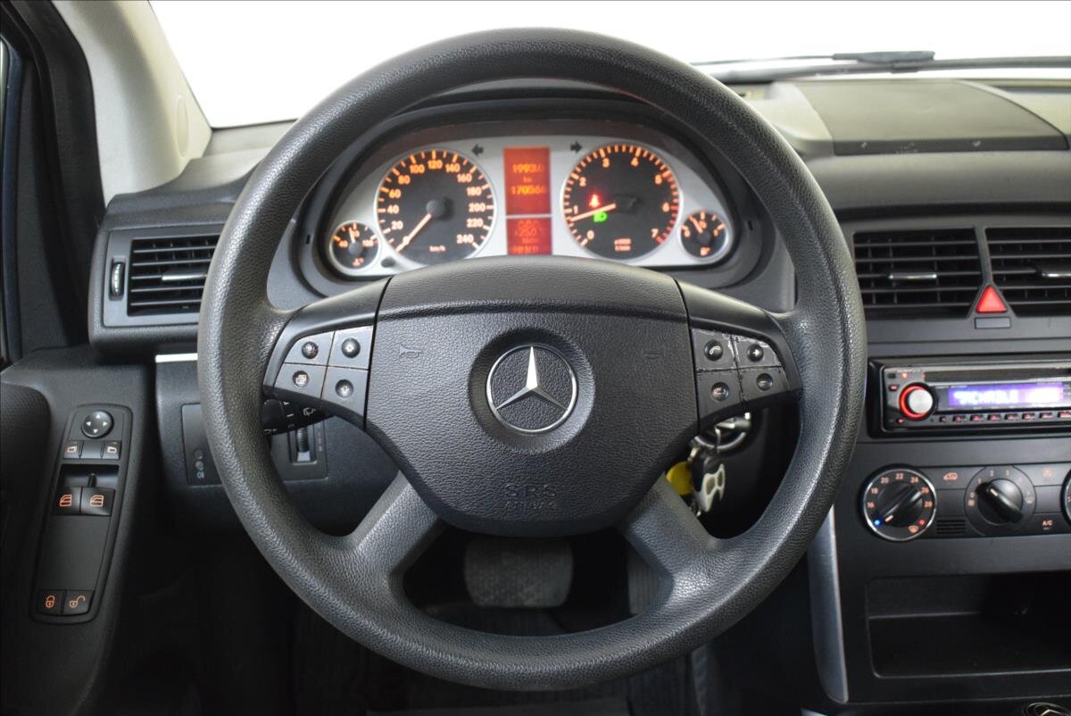 Mercedes-Benz Třídy B Hatchback 1,7 l 85 kw
