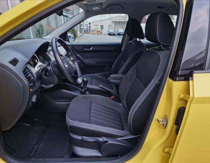 Škoda Fabia 19