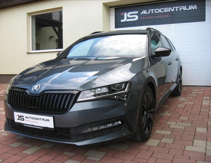 Škoda Superb 1