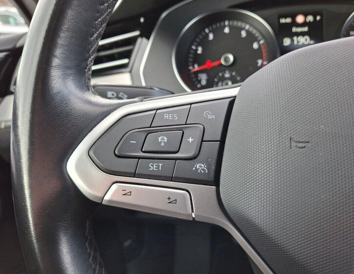 Volkswagen Passat Kombi 2,0 l 140 kw