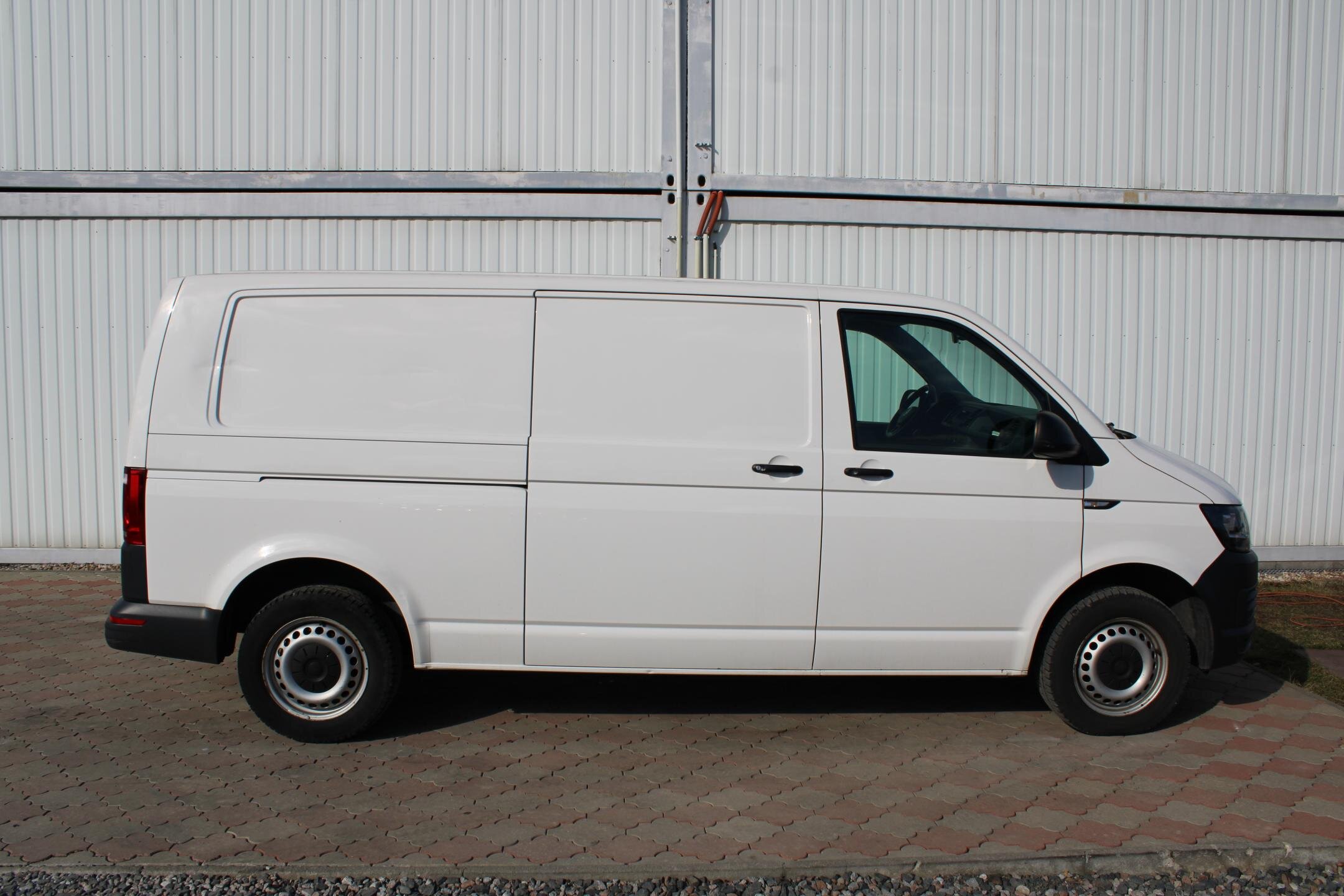Volkswagen Transporter Užitková 2,0 l 110 kw