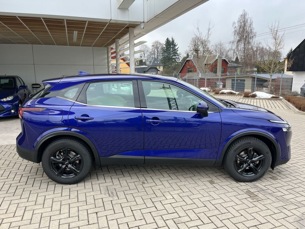 Nissan Qashqai SUV 1,3 l 116 kw