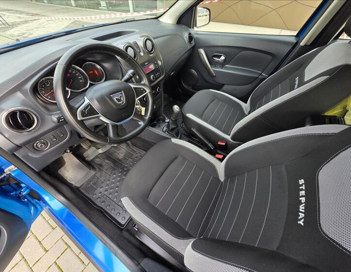 Dacia Sandero 10