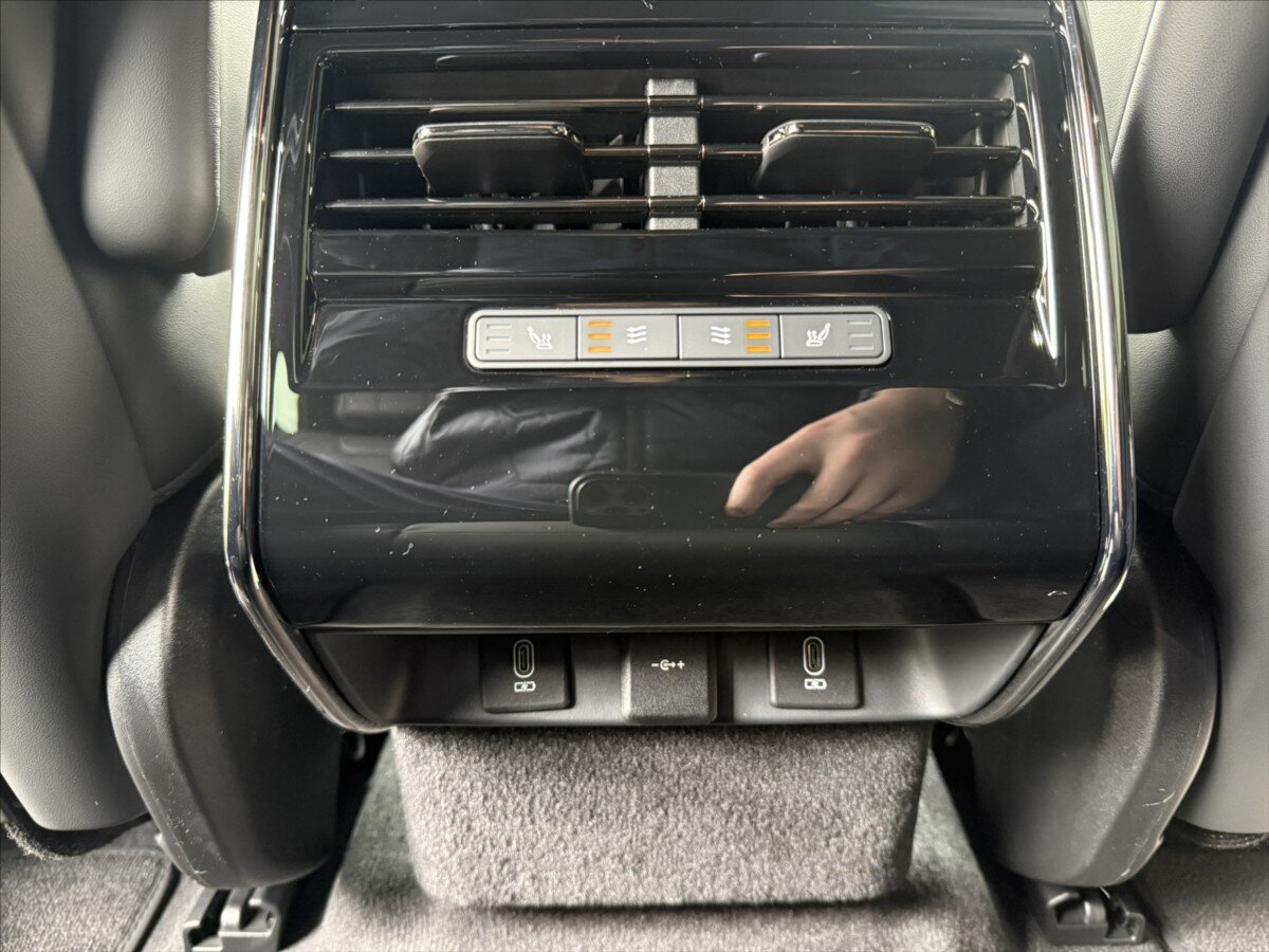 Land Rover Range Rover Sport SUV / Terénní 3,0 l 184 kw