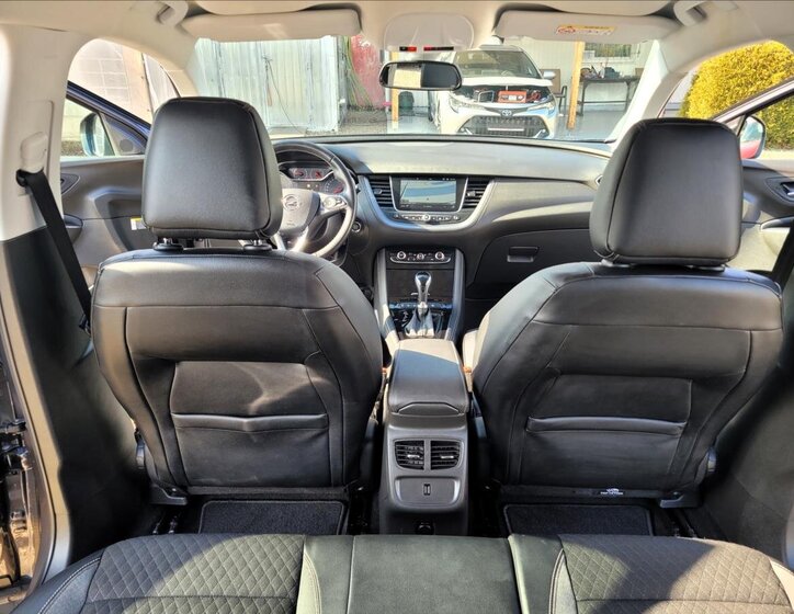Opel Grandland X SUV / Terénní 1,5 l 96 kw