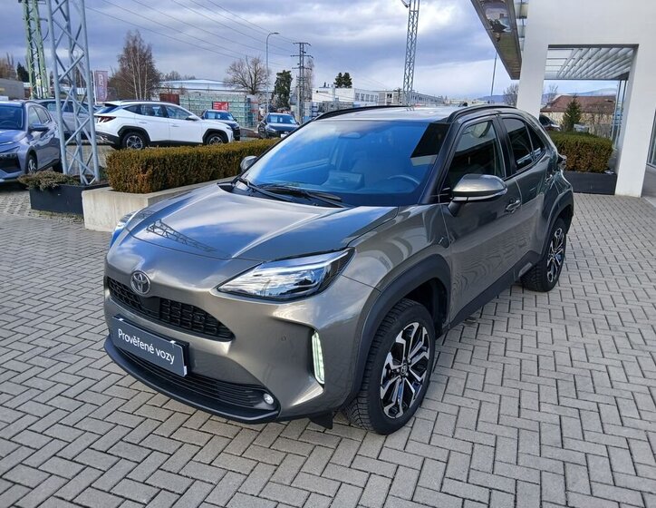 Toyota Yaris Cross SUV 1,5 l 68 kw