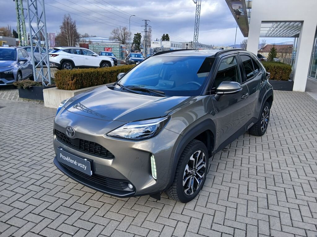 Toyota Yaris Cross SUV 1,5 l 68 kw