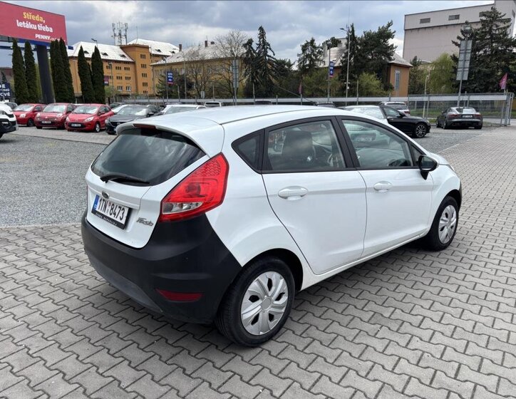 Ford Fiesta Hatchback 1,4 l 51 kw