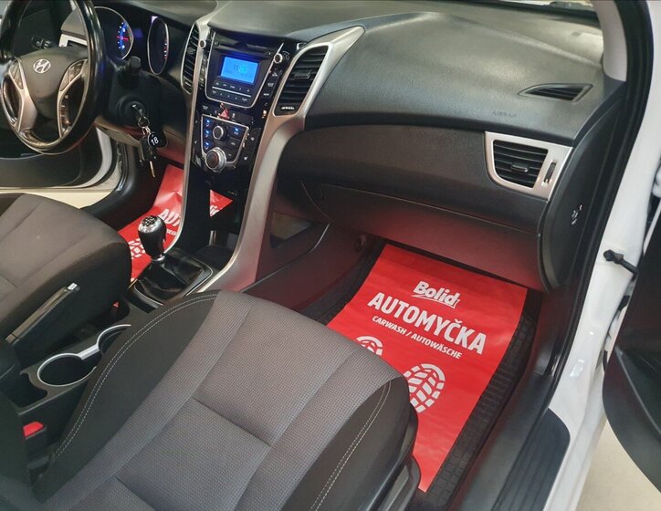 Hyundai i30 Kombi 1,6 l 88 kw