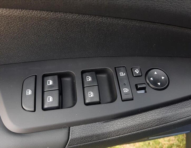 KIA Sportage SUV 1,6 l 118 kw