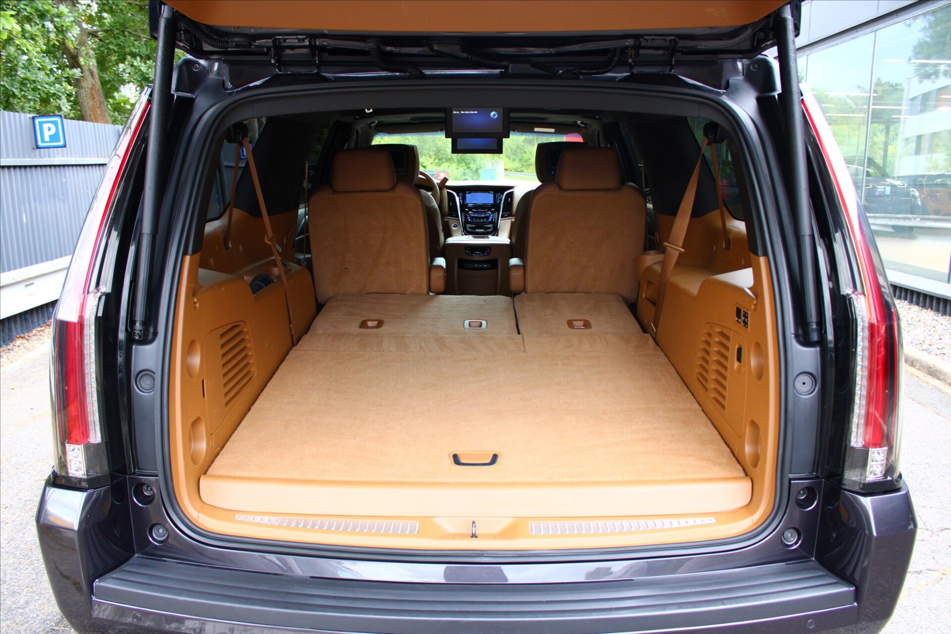 Cadillac Escalade Ostatní 6,2 l 313 kw