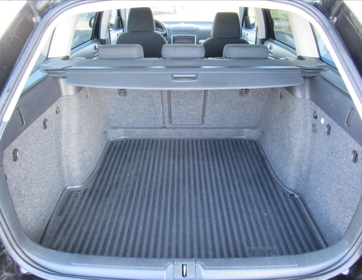 Škoda Octavia Kombi 1,6 l 77 kw