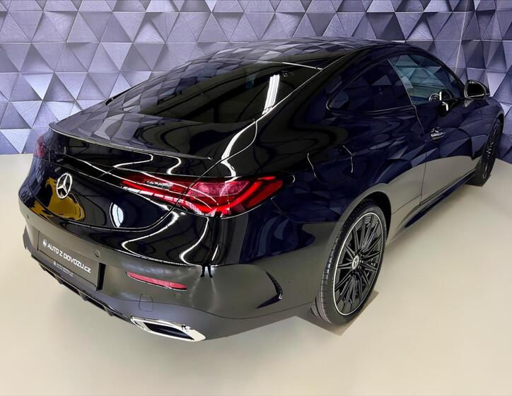 Mercedes-Benz Třídy C 9