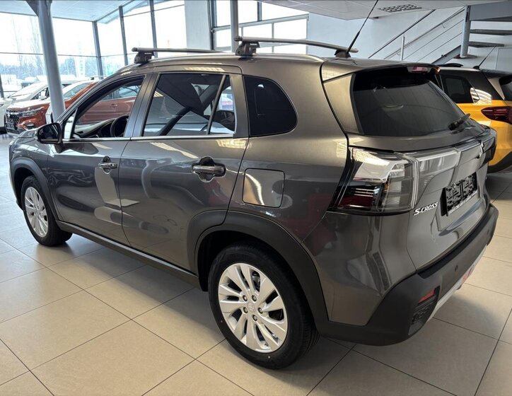Suzuki S-Cross SUV 1,4 l 81 kw