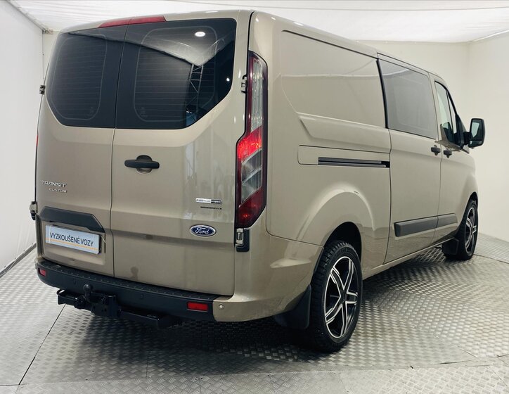 Ford Transit Custom 2