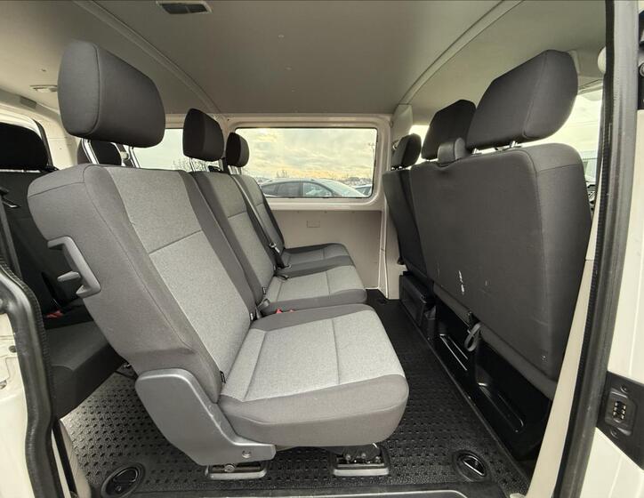 Volkswagen Transporter 22