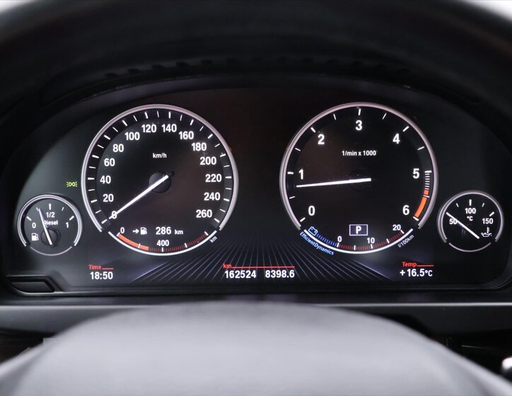 BMW X6 SUV / Terénní 3,0 l 230 kw