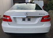 Mercedes-Benz Třídy E Sedan 2,2 l 120 kw