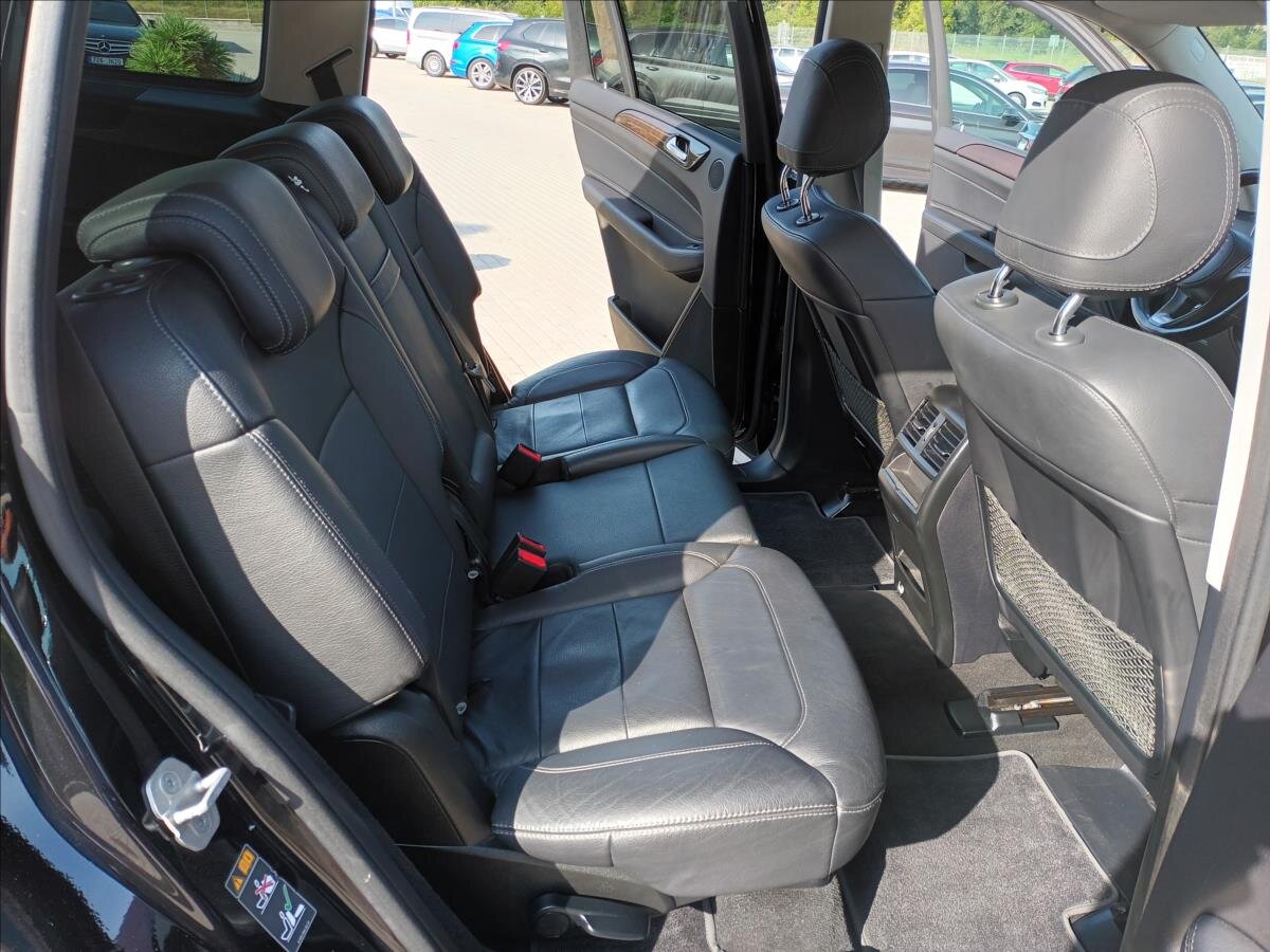 Mercedes-Benz GLS SUV / Terénní 3,0 l 190 kw