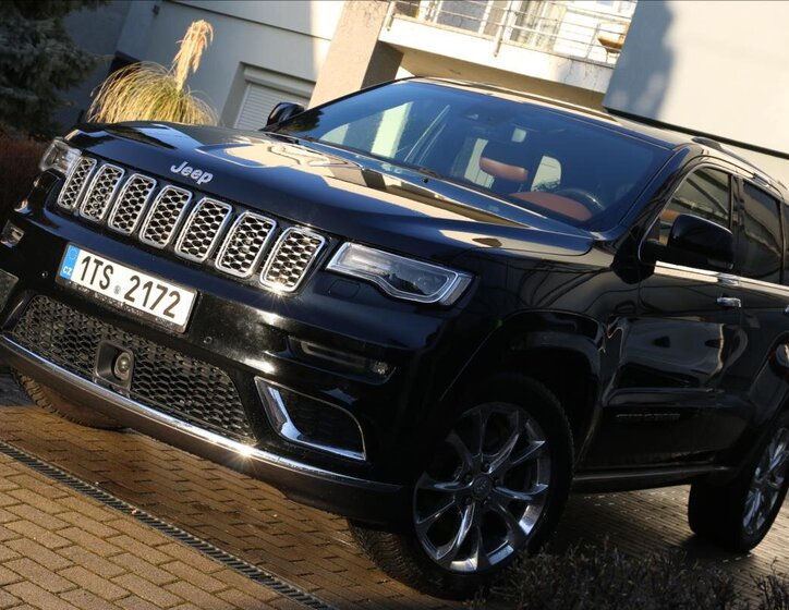 Jeep Grand Cherokee 6