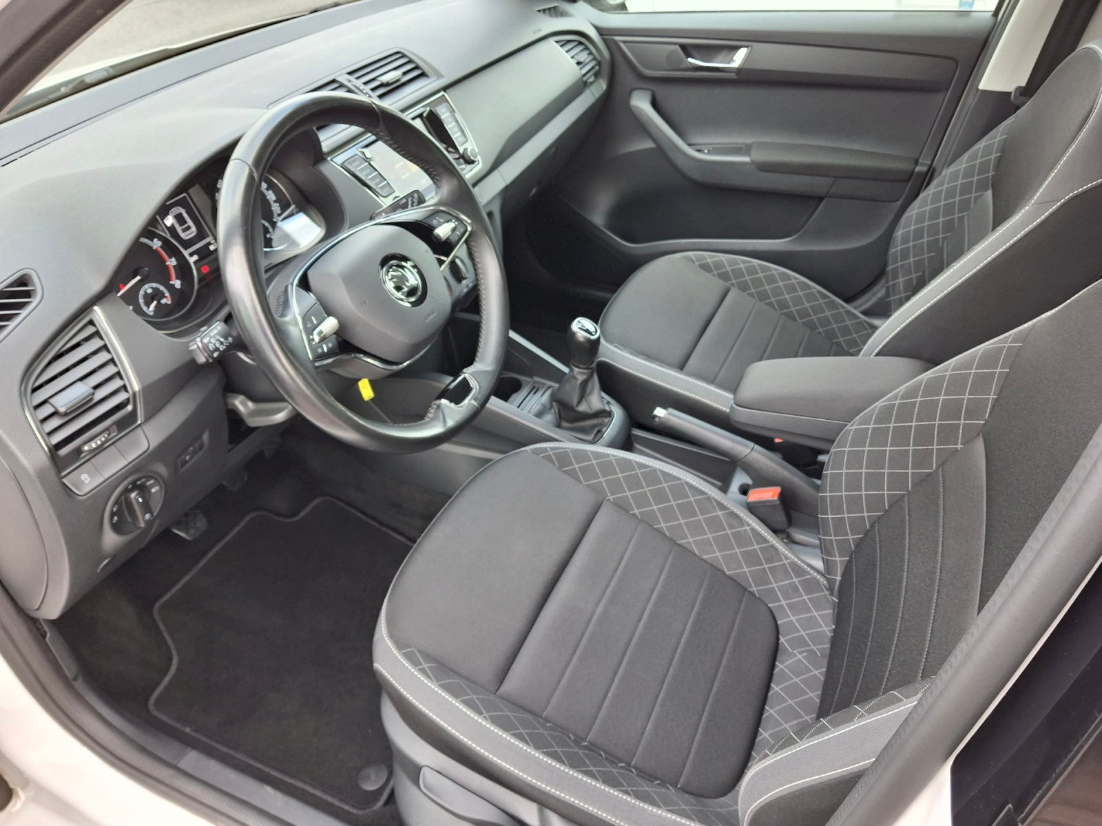 Škoda Fabia Kombi 999,0 70 kw