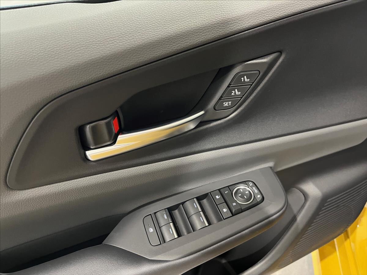 Toyota Prius Liftback 2,0 l 163 kw