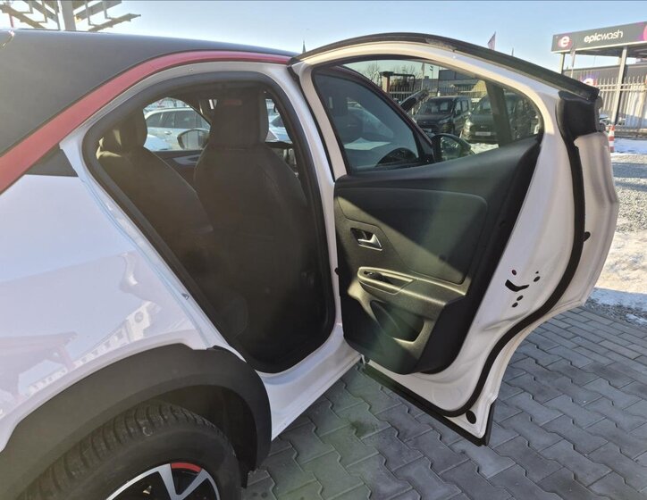 Opel Mokka Hatchback 0,0 100 kw