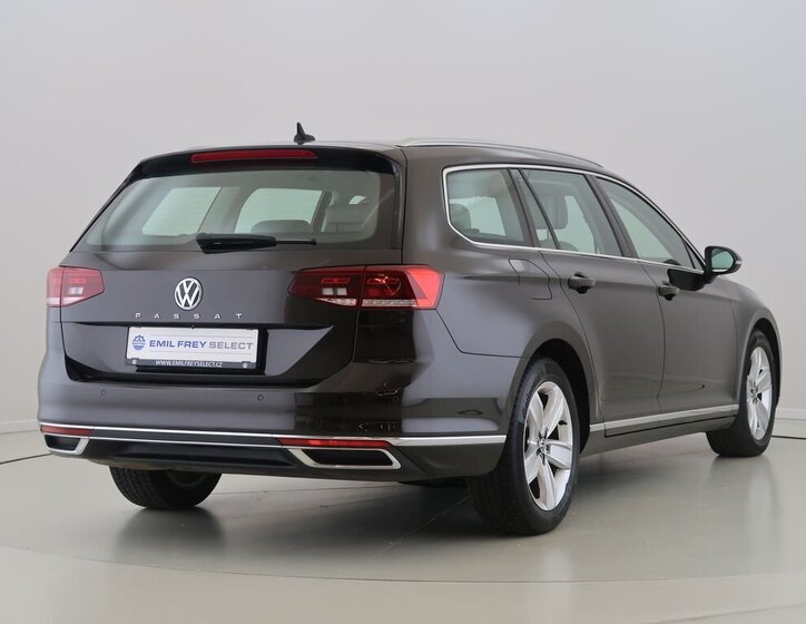 Volkswagen Passat 5