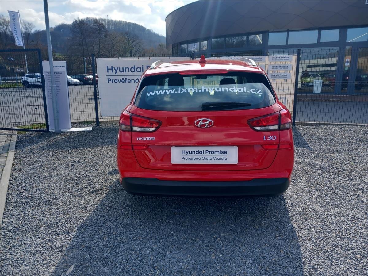 Hyundai i30 Kombi 998,0 88 kw