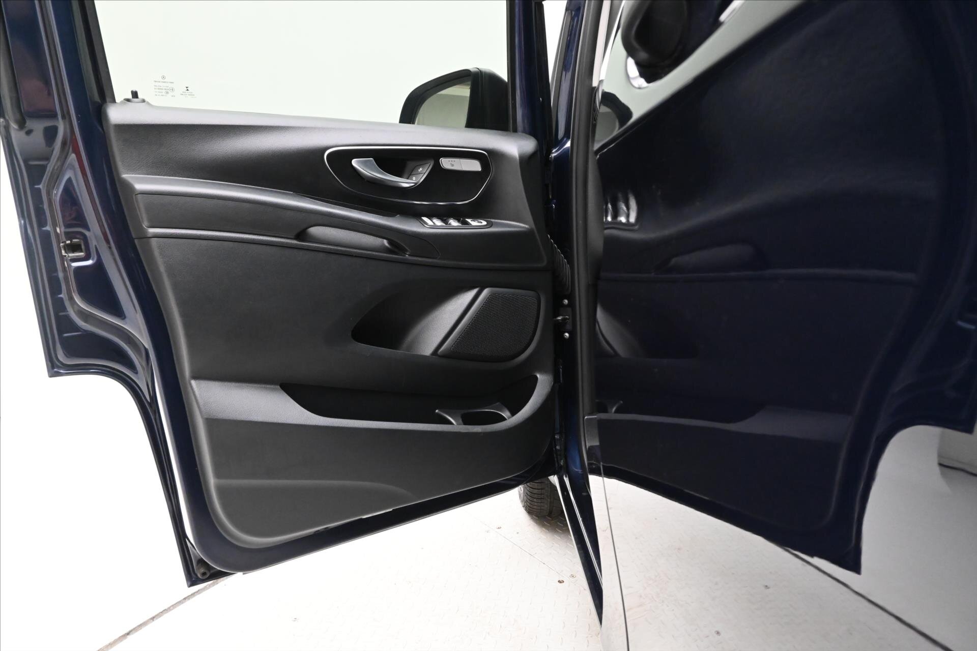 Mercedes-Benz Vito MPV 2,1 l 120 kw