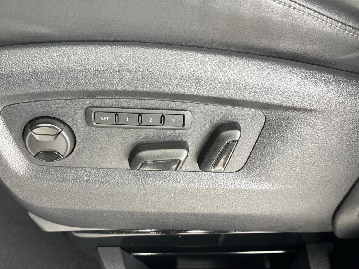 Volkswagen Multivan Kombi 2,0 l 146 kw