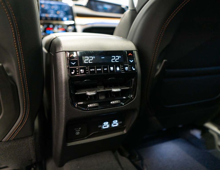 Jeep Grand Cherokee 45