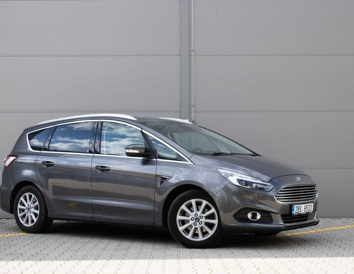 Ford S-MAX 3